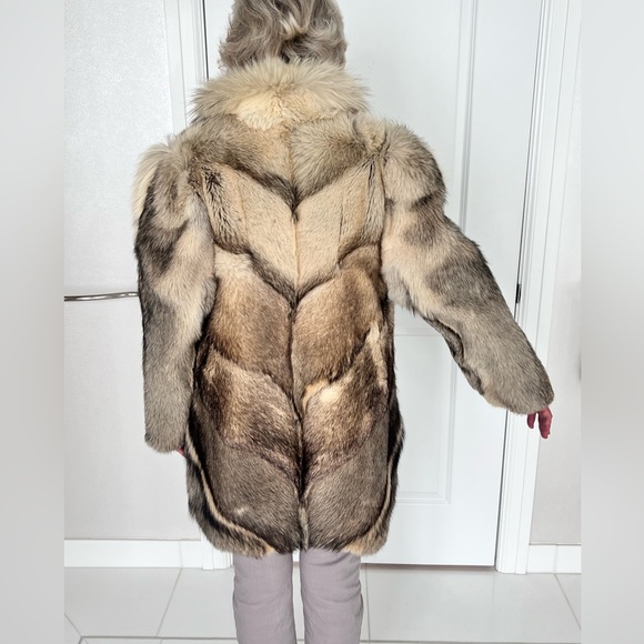 Real fur coat, size L - Picture 16 of 17
